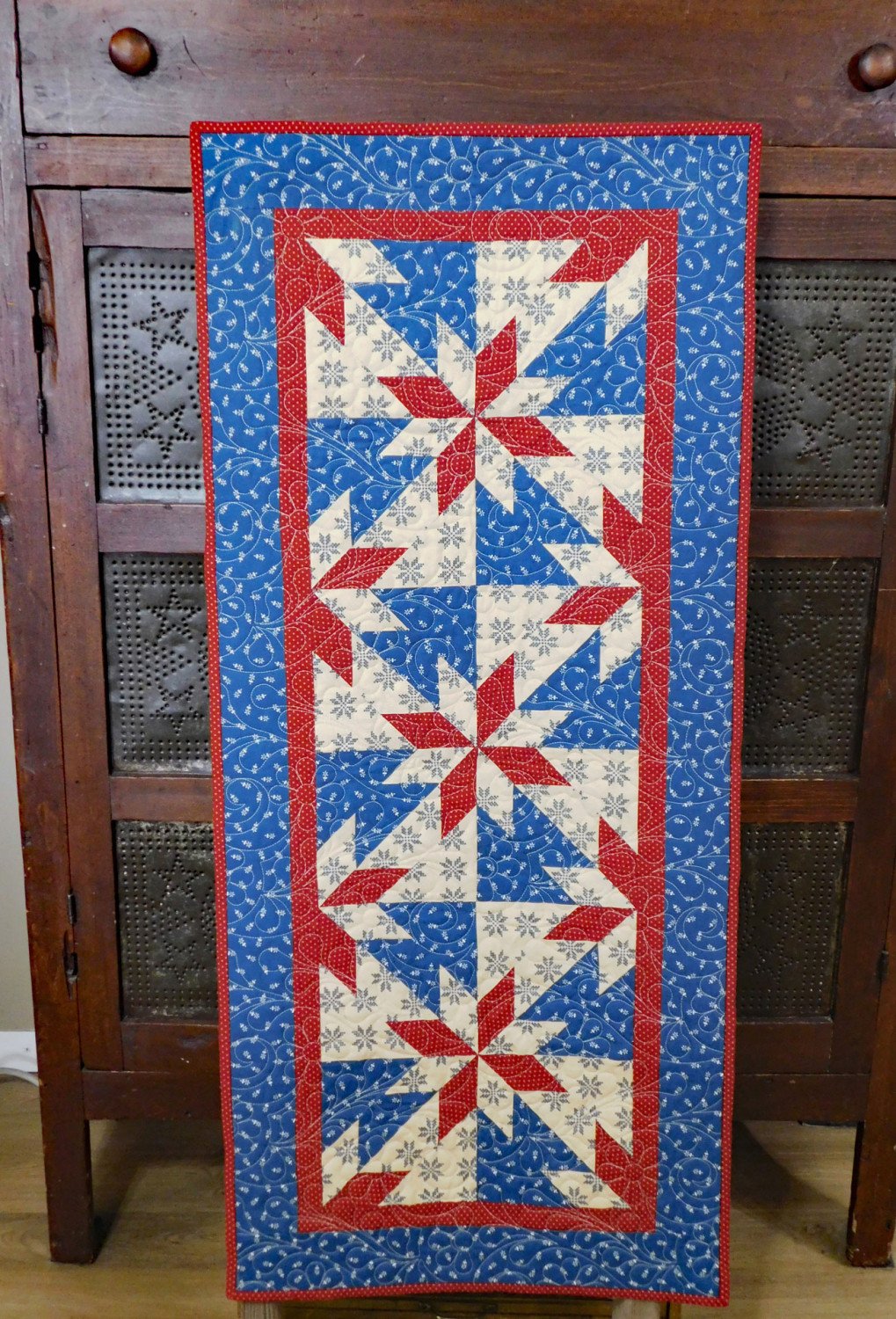 Aquilla Table Runner - Cut Loose - CLPDHE060