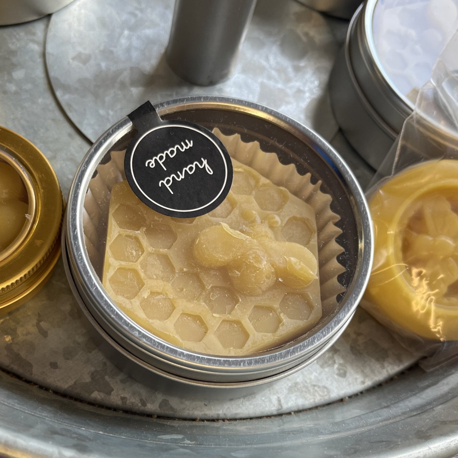Beeswax Thread Conditioner in Decorative Tin – 2.25 oz for Hand Sewing & Quilting